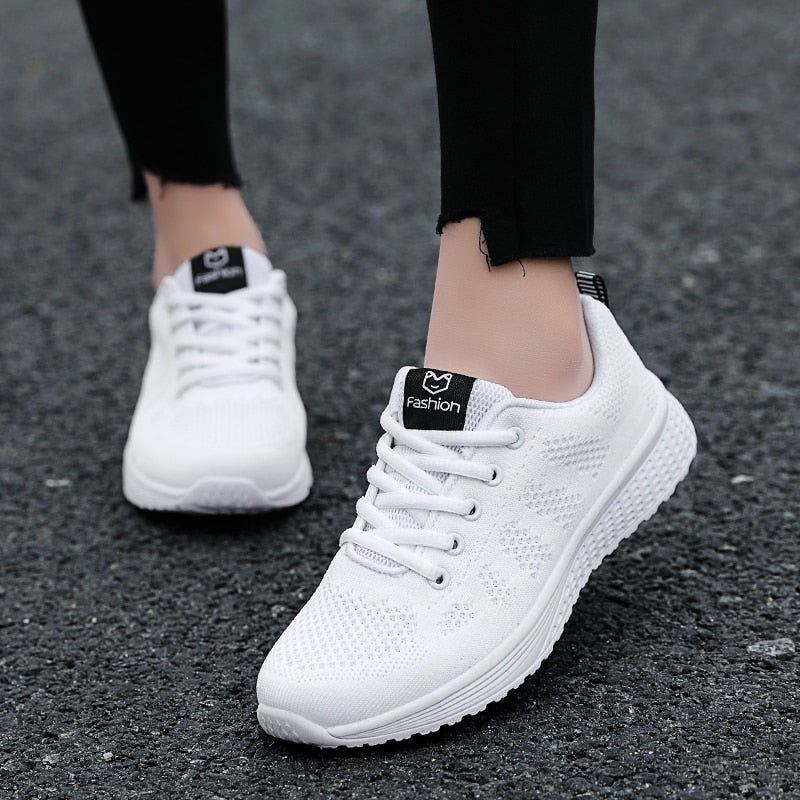 Women Casual Shoes Breathable Walking Mesh Lace Up Flat Shoes Sneakers Women 2019 Tenis Feminino Pink Black White